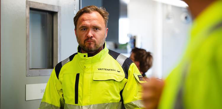 Klima-, energi- og forsyningsminister Dan Jørgensen ved indvielsen af havvindmølleparken Horns Rev 3