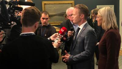 Udenrigsminister Jeppe Kofod og forsvarsminister Trine Bramsen interviewes i Folketinget