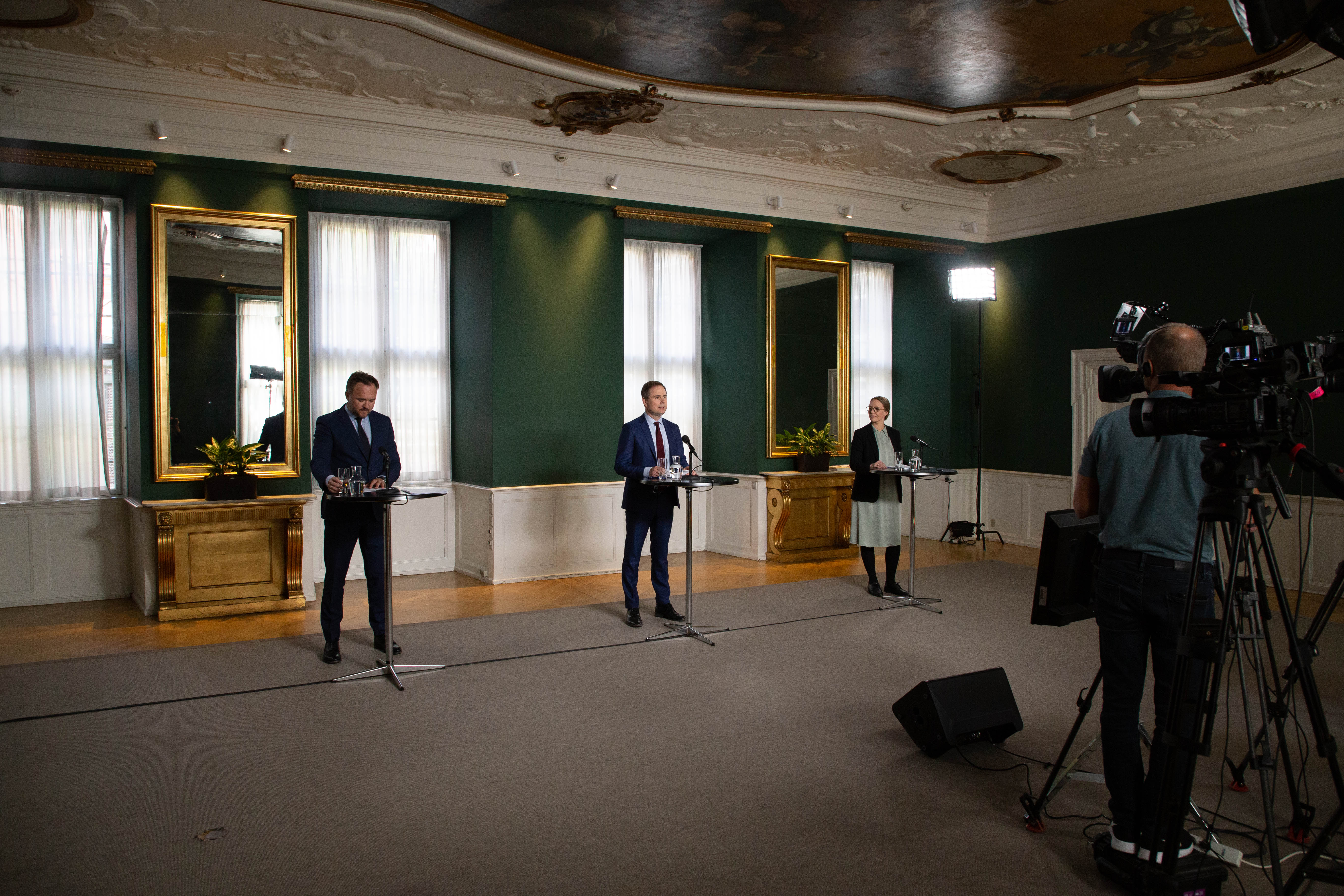 Finansminister Nicolai Wammen taler ved pressemøde